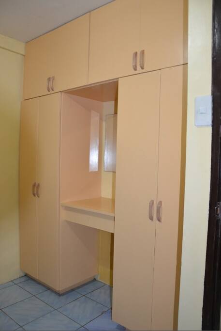 Built-in Ward Robe
