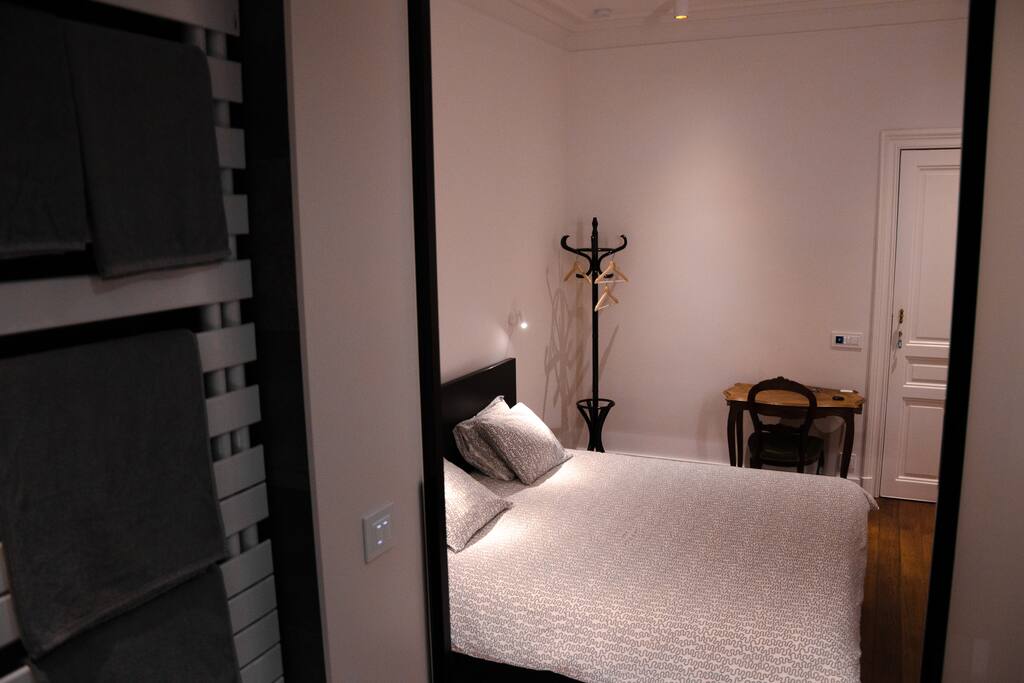Monsoon Room