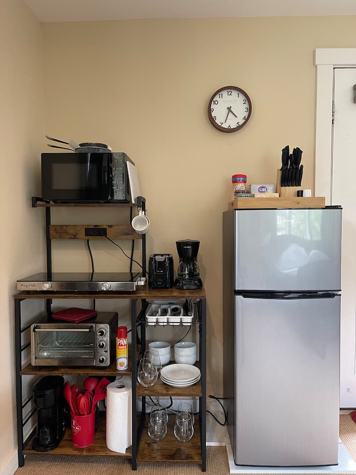 Loft Close To The Beach - Bainbridge Island, WA