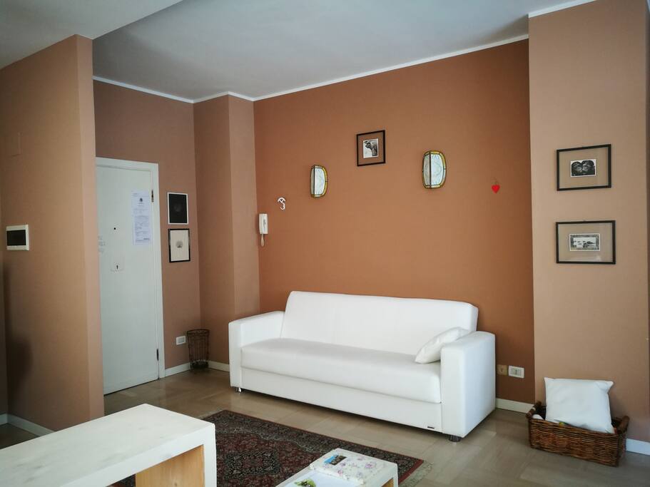 2. Salotto