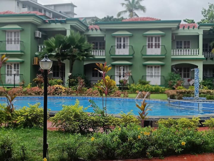 Palm Crest Holiday Home near Colva Beach