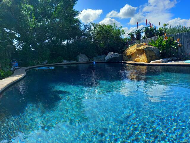 Kommetjie Villa, beachfront Estate, 24 hr power gallery image 3