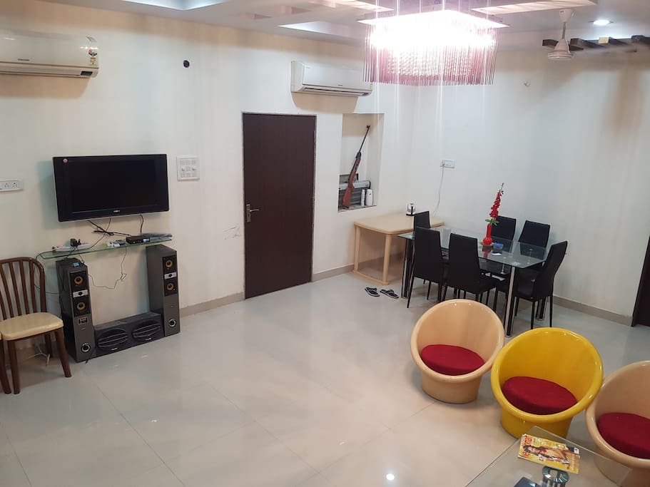 LCD,DJ speakers,Dining Table.