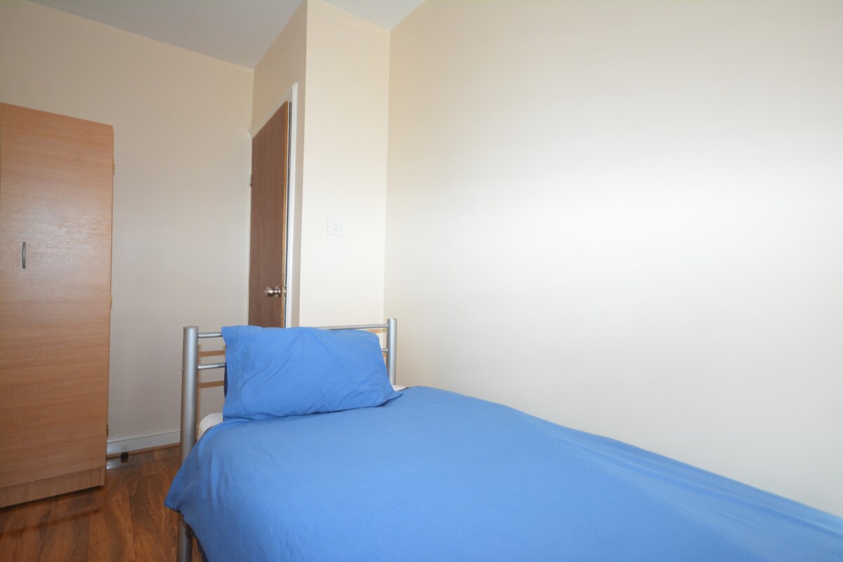 საძინებელი 3