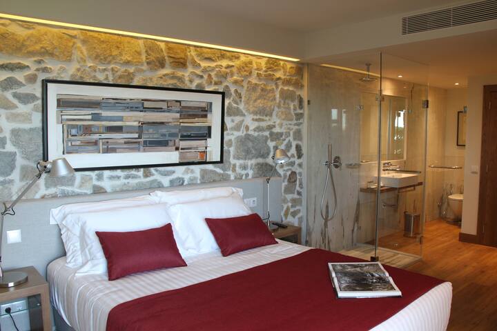 QUINTA VALE DA ROCA- Quarto 1 “JAMPAL” gallery image 5