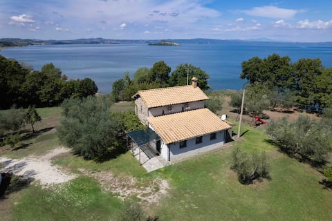 Cottage on the Lake - 3 bedrooms 3 bathrooms Beltramonto