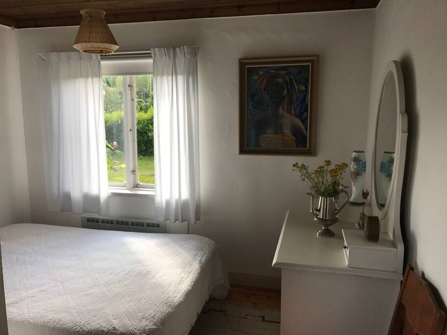 Bed room for 2