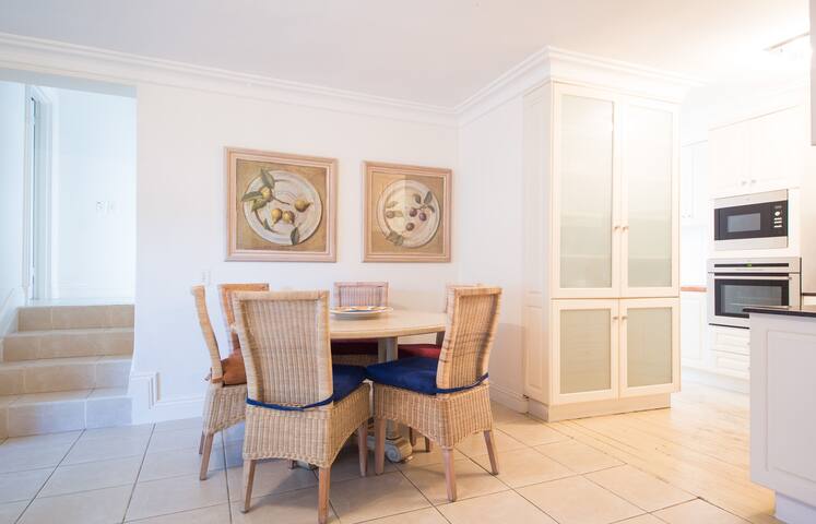 Hove House gallery image 4