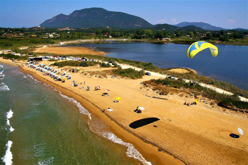 Halikounas beach