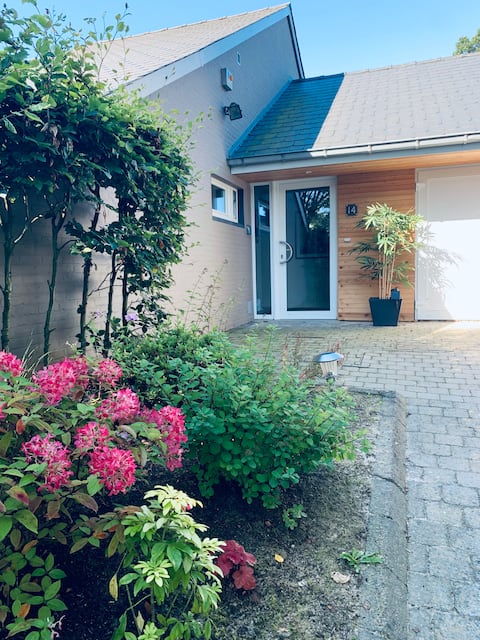 Zen villa with pool (max 6 people)