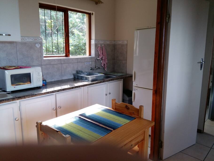 Self-catering equip kitchen