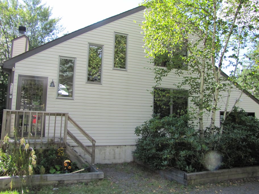 Front of House from street.