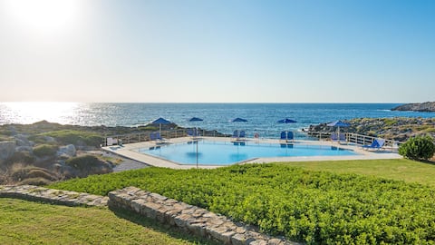 Astonishing sunset and sea view 4