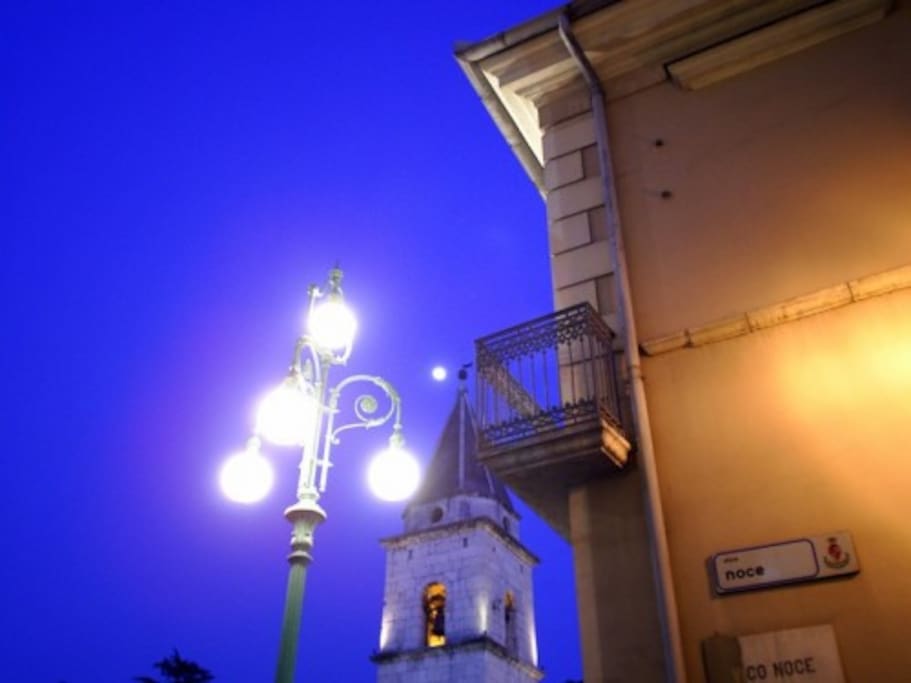 Scorcio serale con la Torre Civica