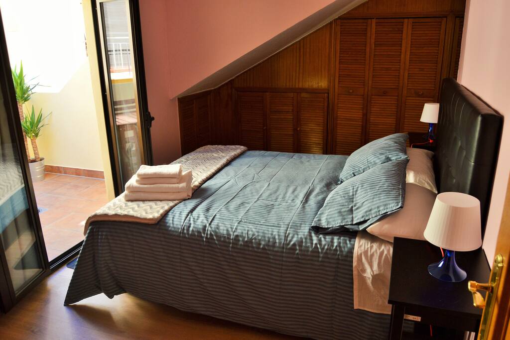 Double bad bedroom