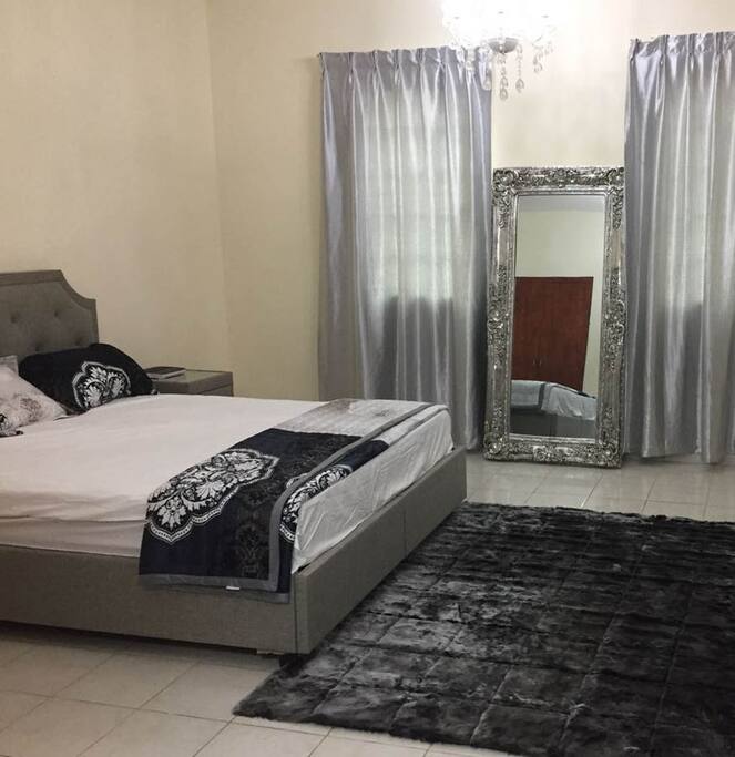 king size bed