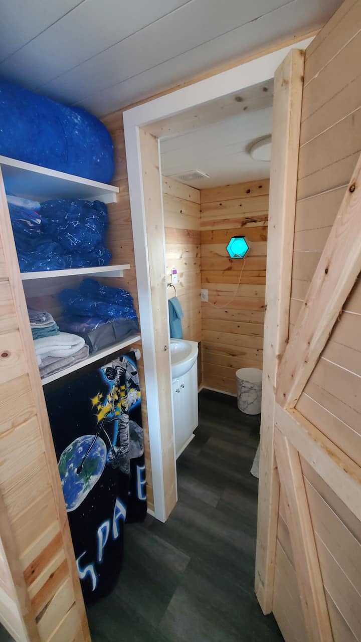 4 Best Houseboat Rentals On Lake of the Ozarks, USA Updated 2024