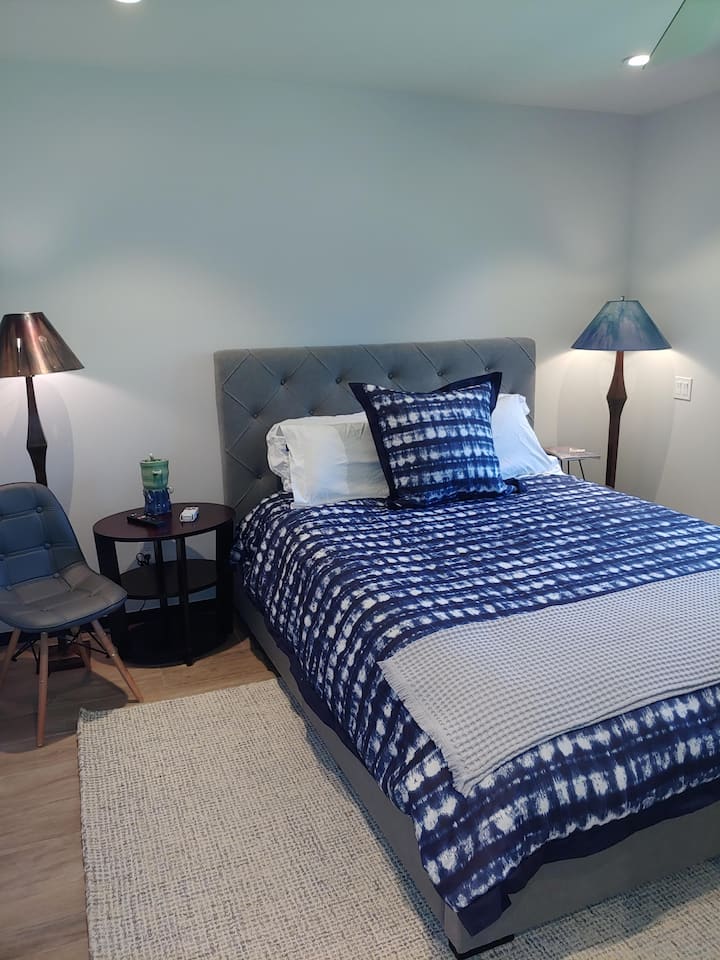 Queen 2nd Bedroom
