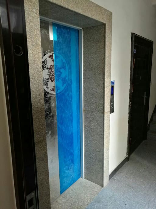 入户电梯
