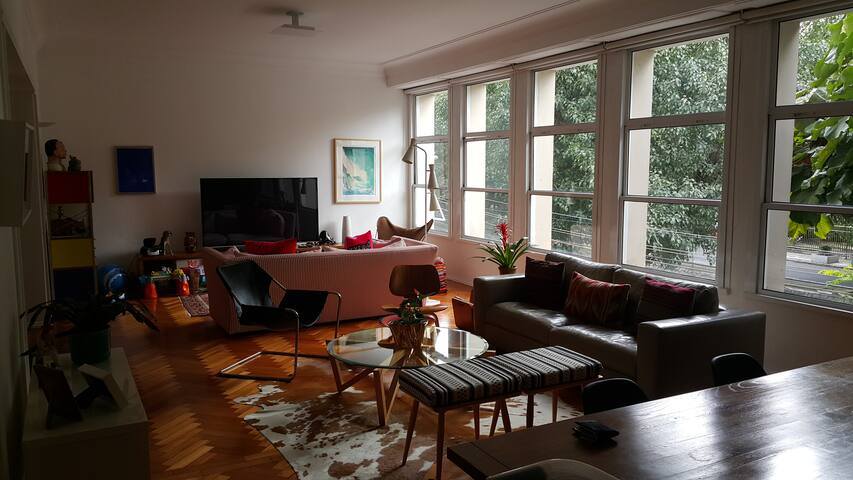 Huge apartment in Leblon gallery image 2