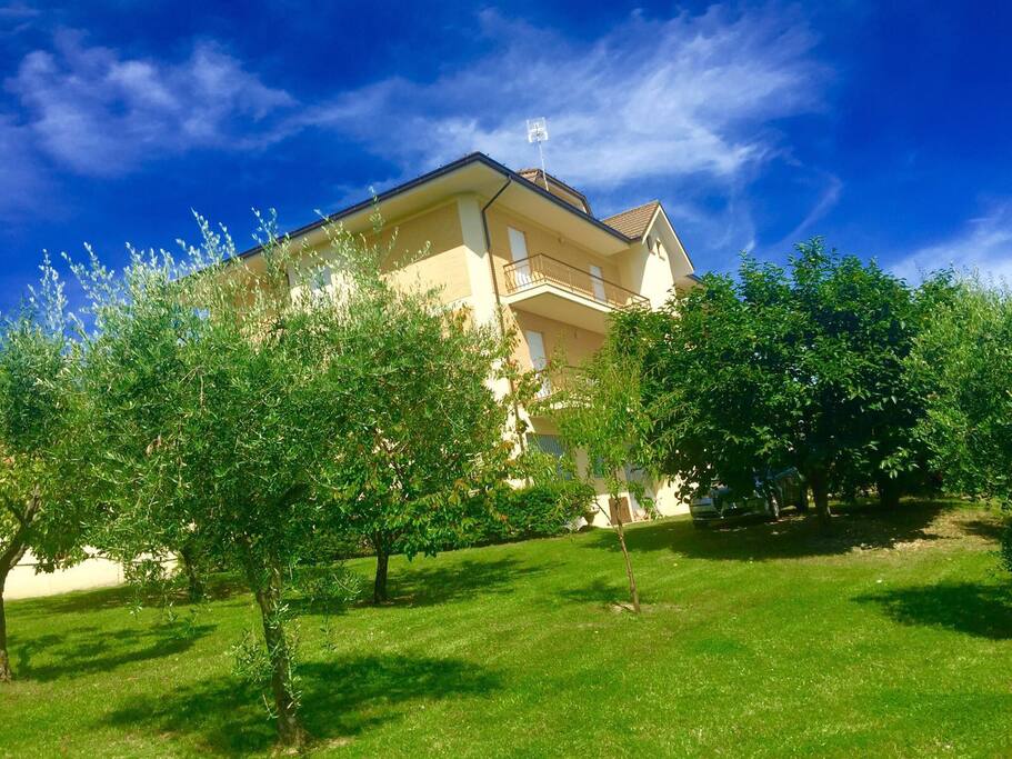 casa vista giardino