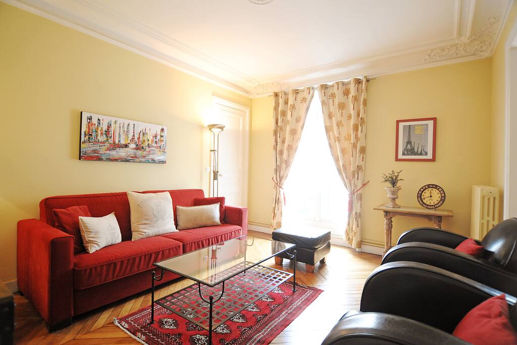 Living Room with Sofabed