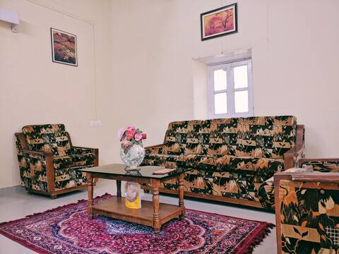 Vintage Bungalow Getaway in the Heart of Belgaum