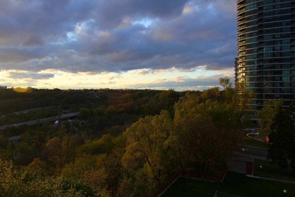 BALCONY VIEW LOOKING WEST
