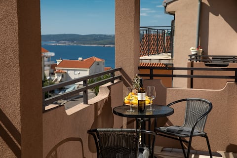 Pet friendly apartment with all you need&seaview