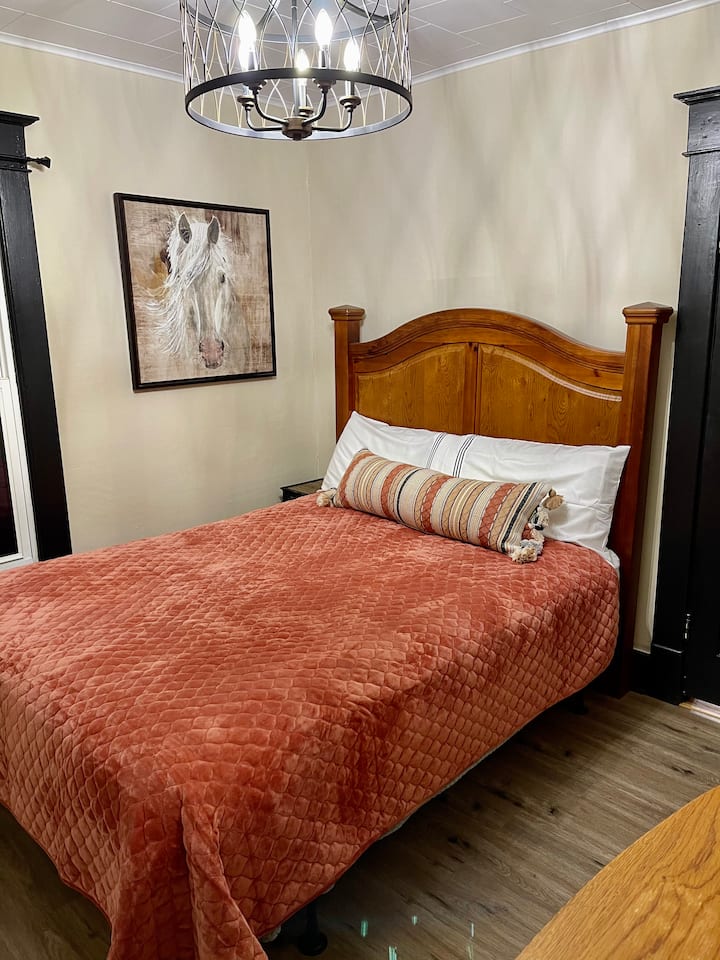 The Loft Apartment Serviced apartments for Rent in Marlinton, West