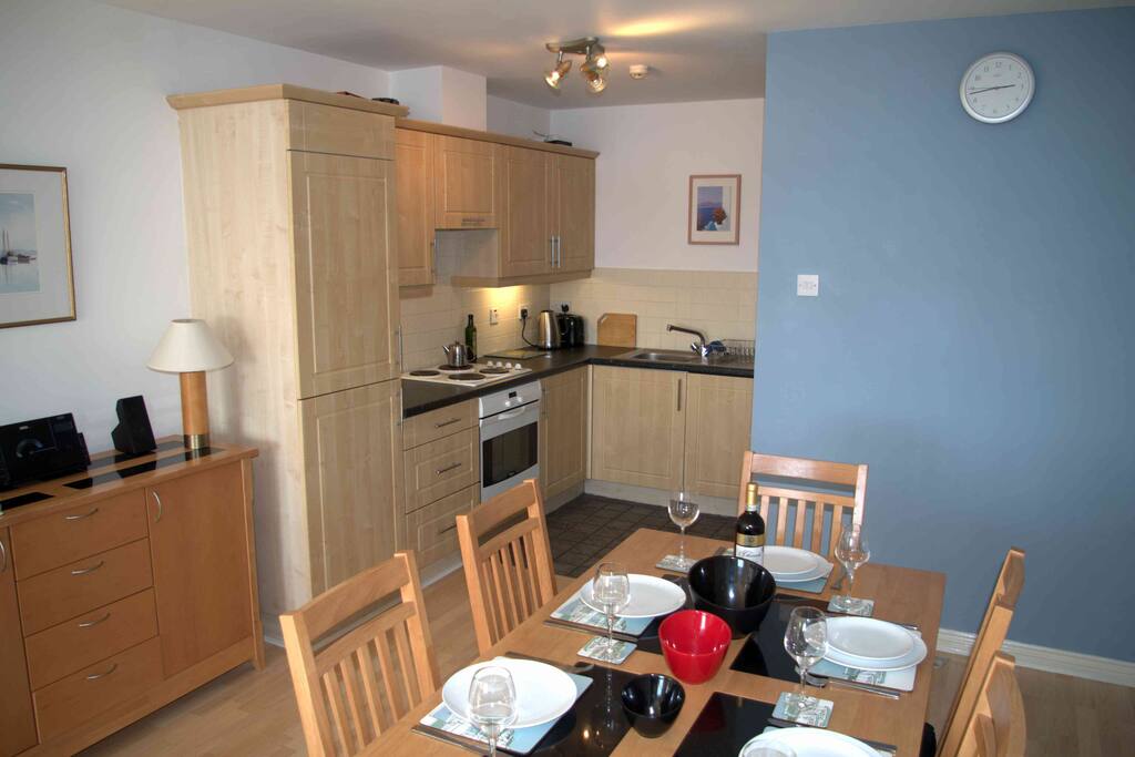 Kitchen/Dining