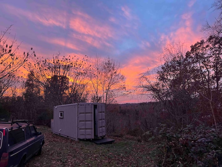 Delightful 1 bedroom Tiny house shipping container Tiny houses for