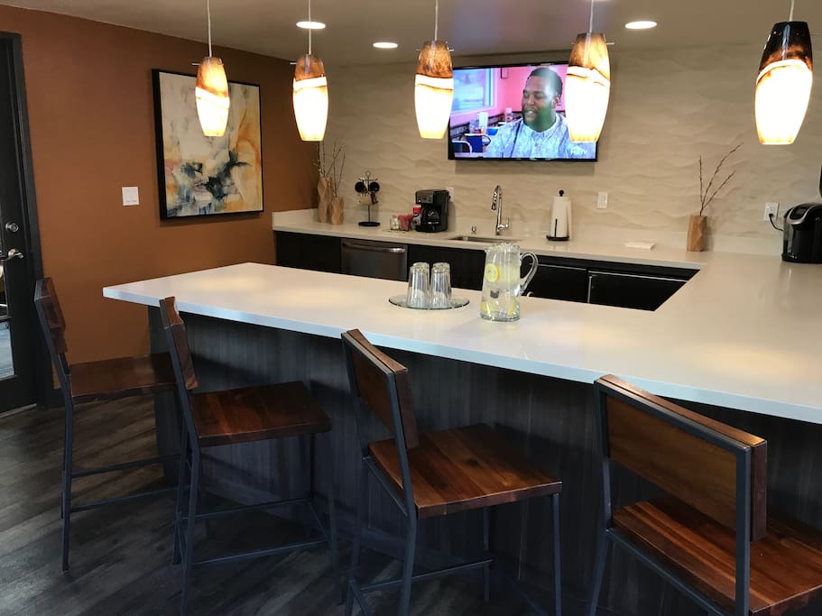 Lobby area that will be available for coffee or fresh water.