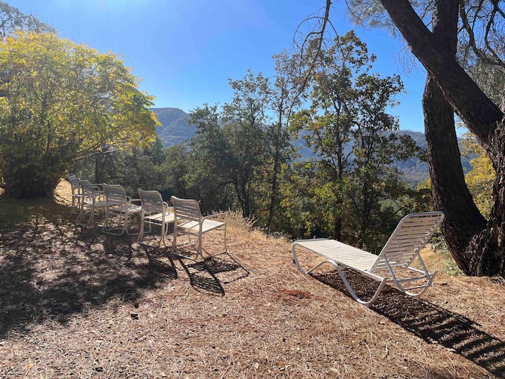 Spacious home on 10 acres near Yosemite sleeps 17 Houses for Rent in Oakhurst, California