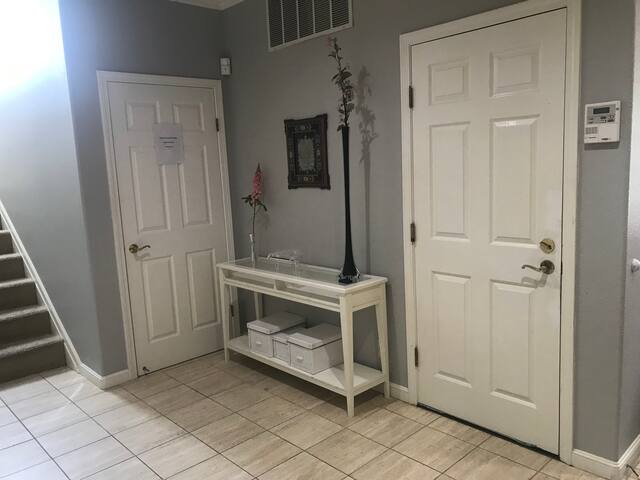 West Menlo Park Luxurious Executive Home 4050sqft gallery image 3