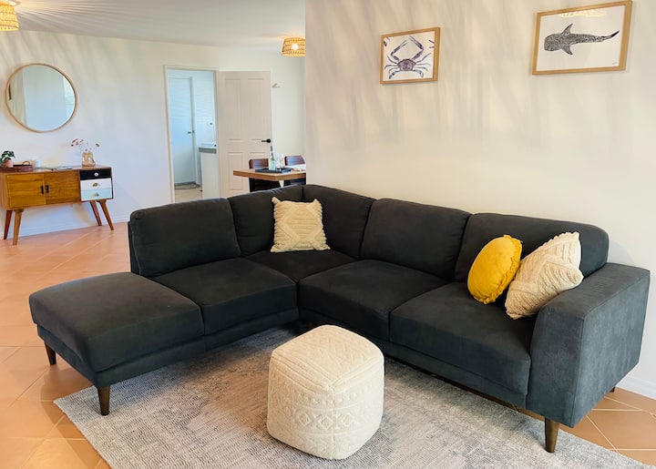 2 Bedroom Coastal Unit. - Rockingham