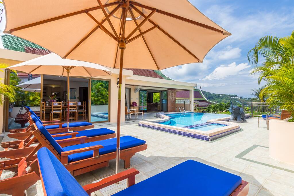 Sunbathing and pool area completely private with Ocean and Sunset views