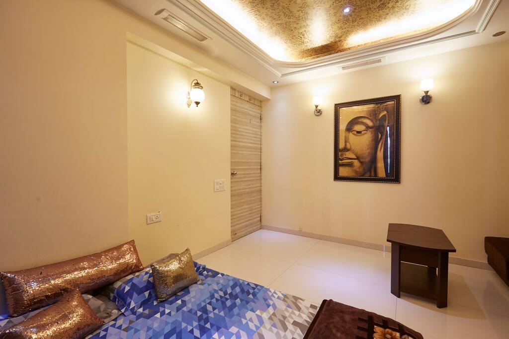 Guest room 1 for two guests with attached private washroom