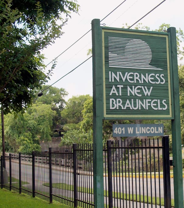 Inverness 214-Front Entrance