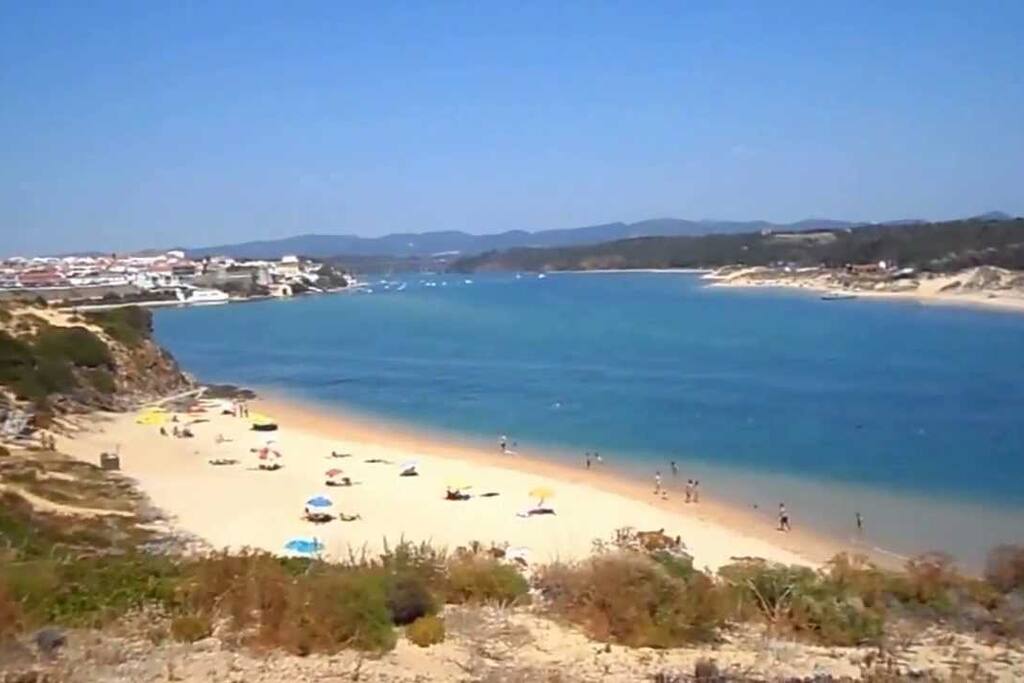 Praia de Milfontes - Farol