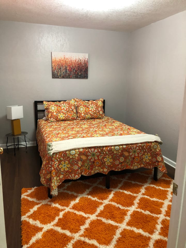 Zimmer mit Queensize-Bett