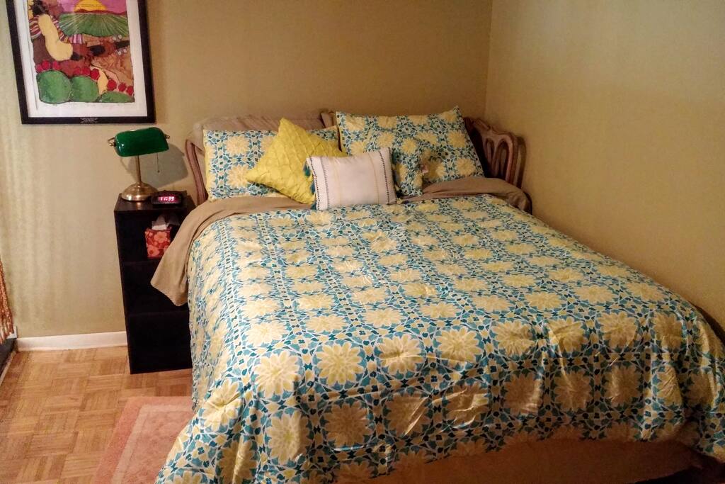 Sleeping Area - Full Bed
