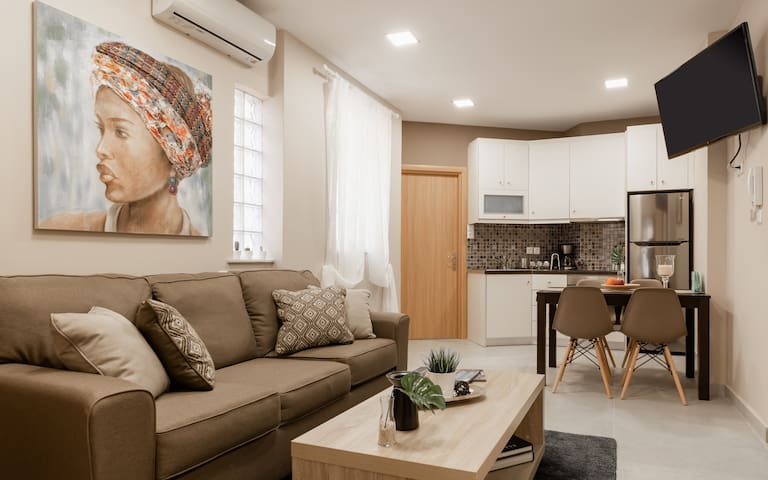 Monastiraki Urban Apartment, next to the Metro.