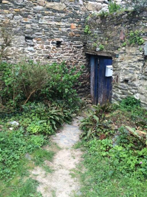 Entrée dans le jardin
