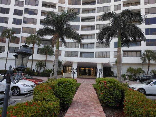 Condo  avec vue sur L'Océan.