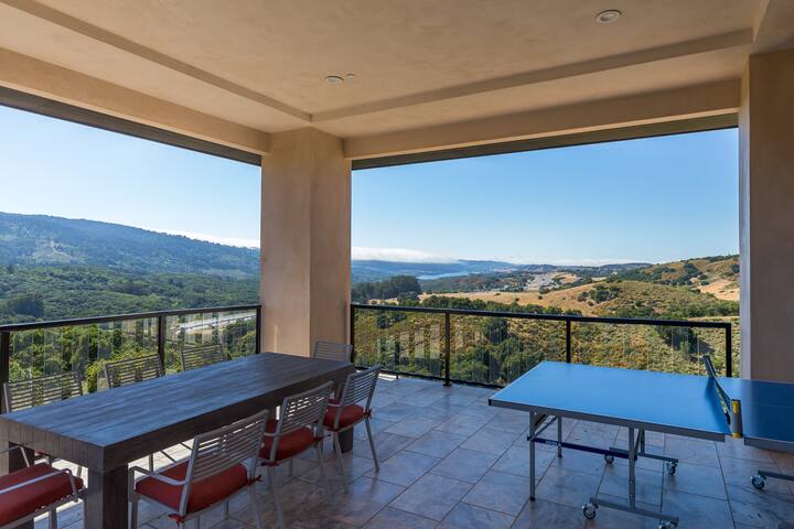 Stunning California Resort + Infinity Pool gallery image 5