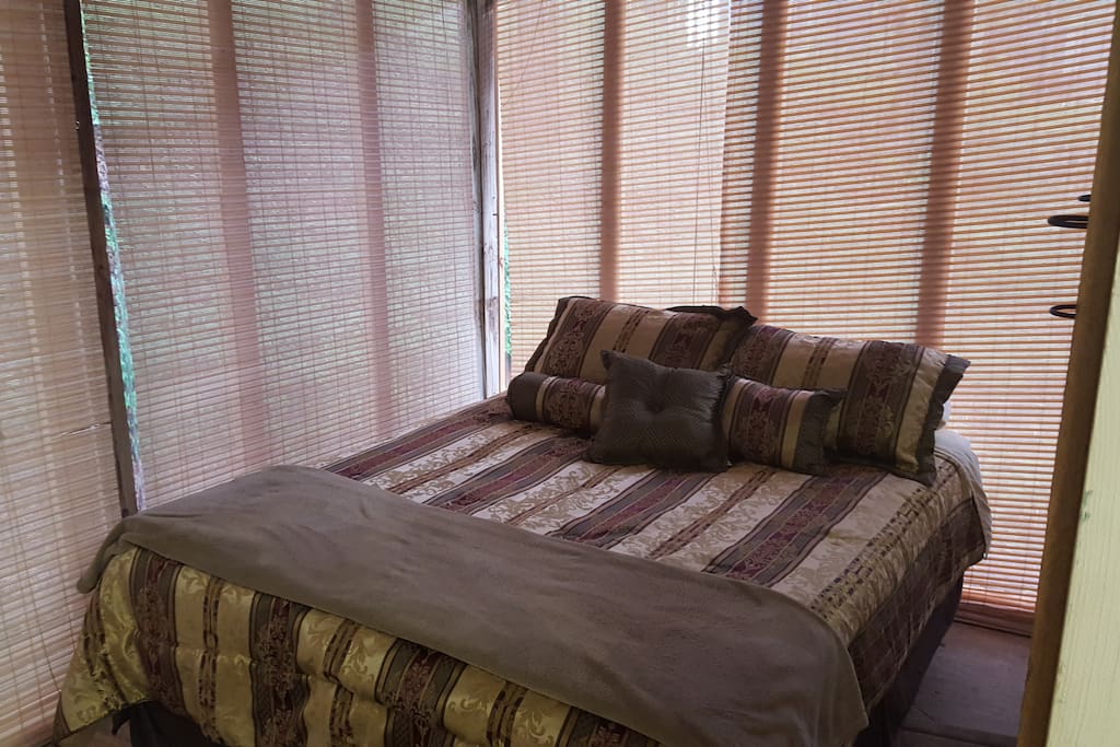 Bedroom with queen bed