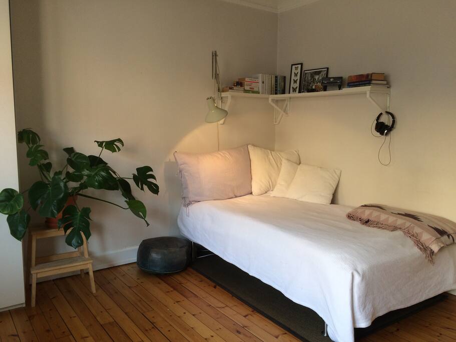 Extra bed in the living room for one or two people
