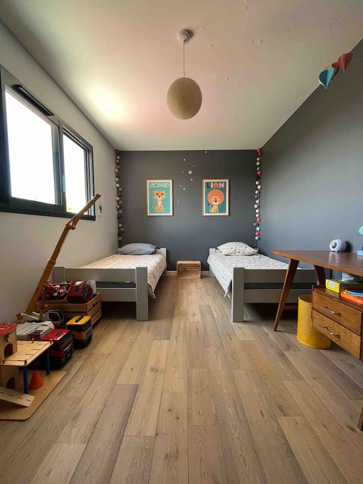 Poschodie /detská izba - 2 lôžka (šírka 90 cm)