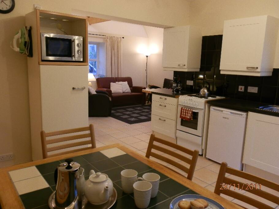 Well equipped Kitchen Diner
